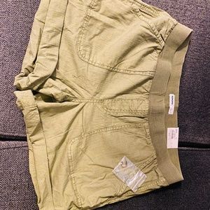 Brand new olive green Sonoma Shorts